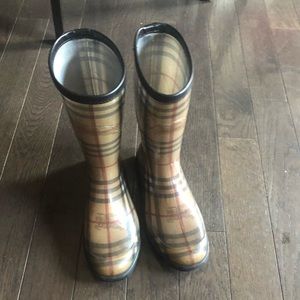 Burberry Rainboots